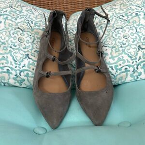 On trend suede pointed toe strappy flats